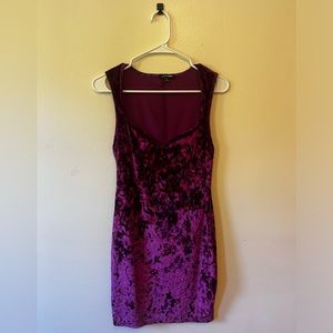 Women’s size L Fashion Nova purple going out dress!